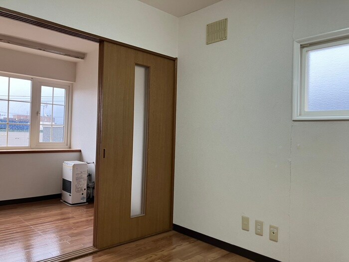 物件内観写真12　(居室)