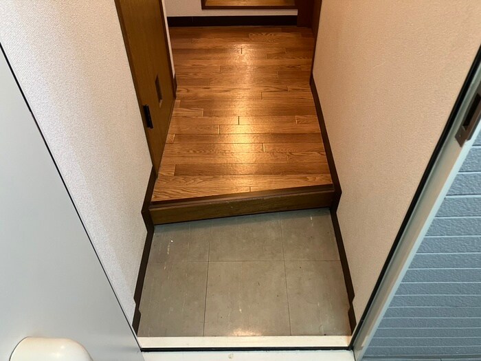 物件内観写真22　(玄関)