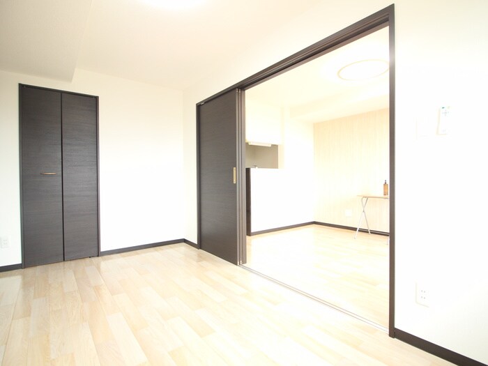 物件内観写真10　(居室)