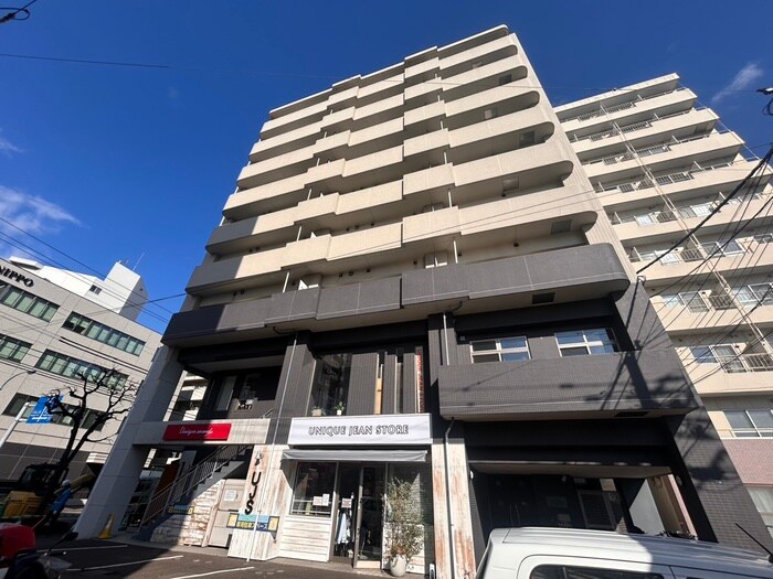 物件外観写真1　(外観写真)