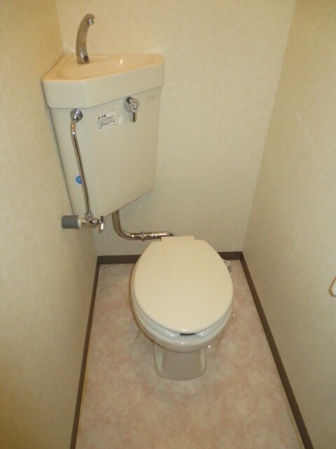 物件内観写真11　(トイレ)