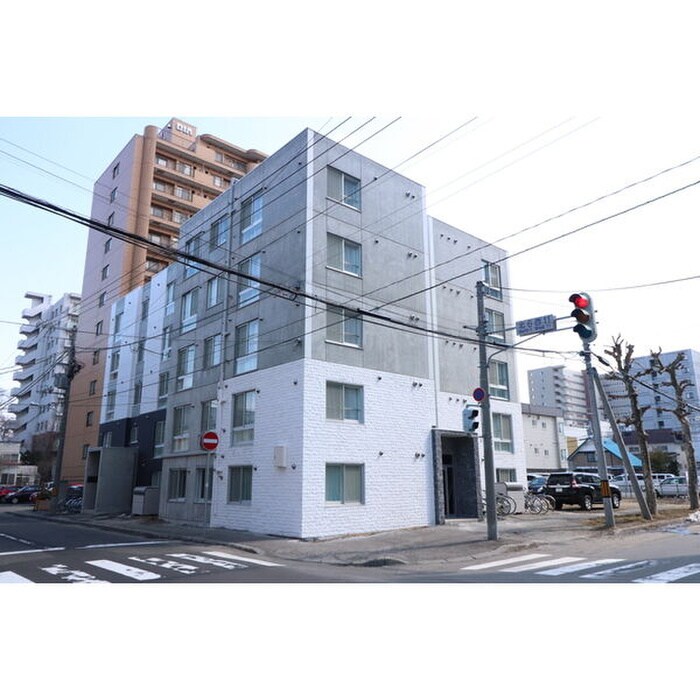 物件外観写真2　(外観写真)