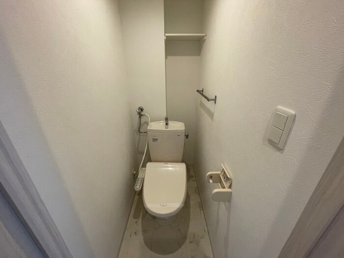 物件内観写真12　(トイレ)