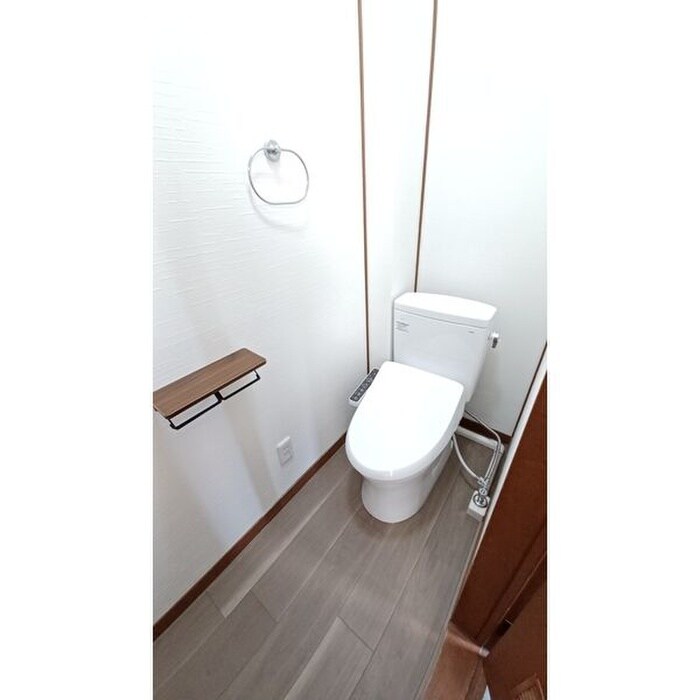 物件内観写真11　(トイレ)