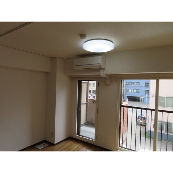 物件内観写真8　(内観写真)