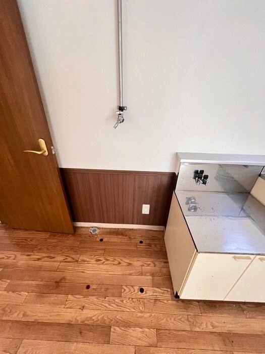 物件内観写真17　(洗濯機置場)