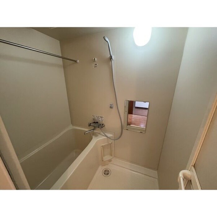 物件内観写真12　(バス／シャワールーム等)