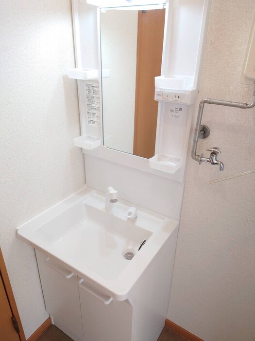 物件内観写真13　(洗面)