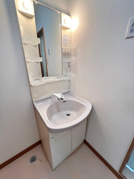 物件内観写真13　(洗面)