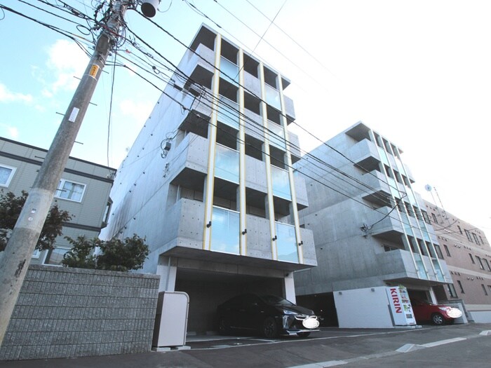 物件外観写真3　(外観写真)