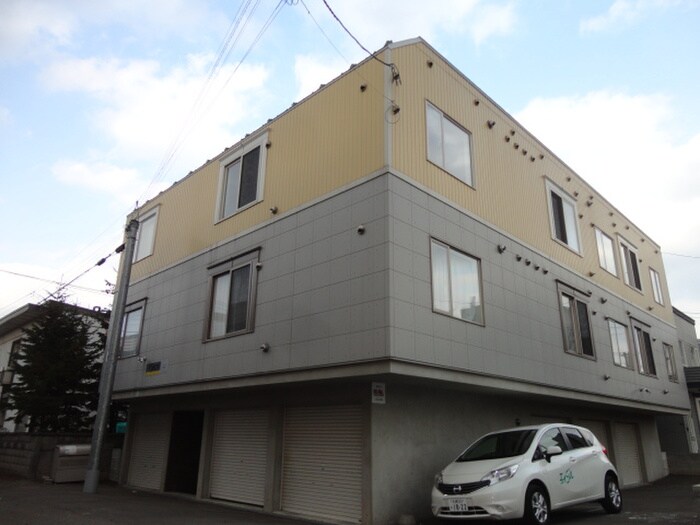 物件外観写真1　(外観写真)