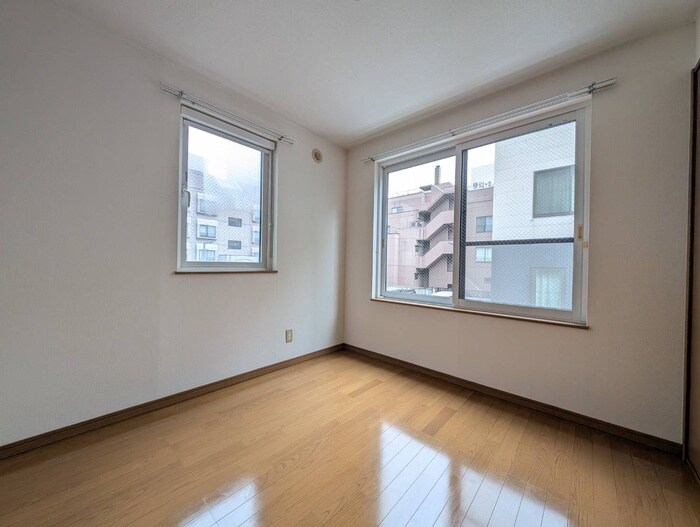 物件内観写真16　(居室)