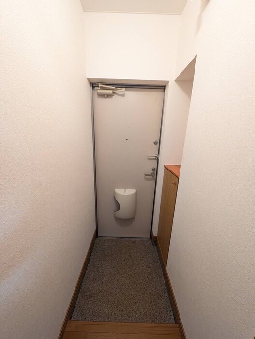 物件内観写真19　(玄関)