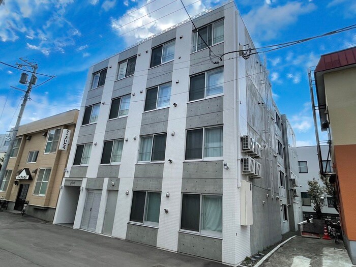 物件外観写真1　(外観写真)