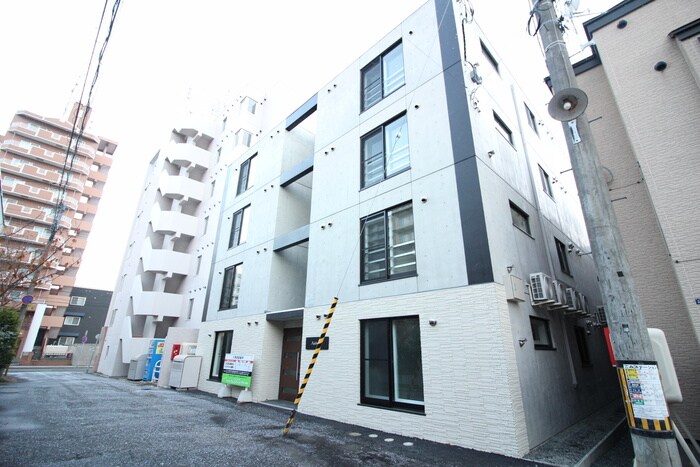 物件外観写真2　(外観写真)