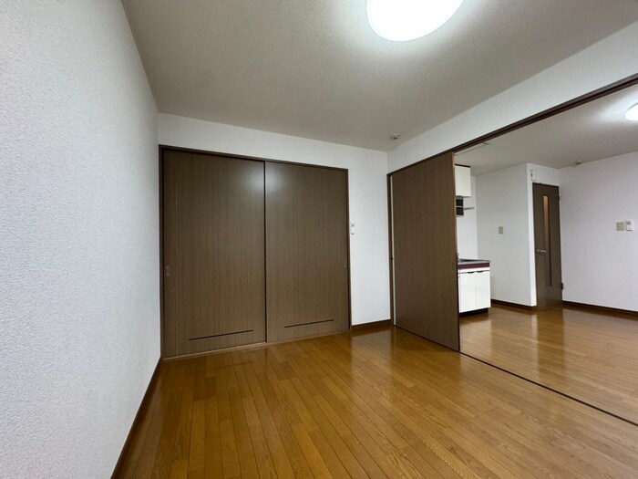 物件内観写真12　(居室)