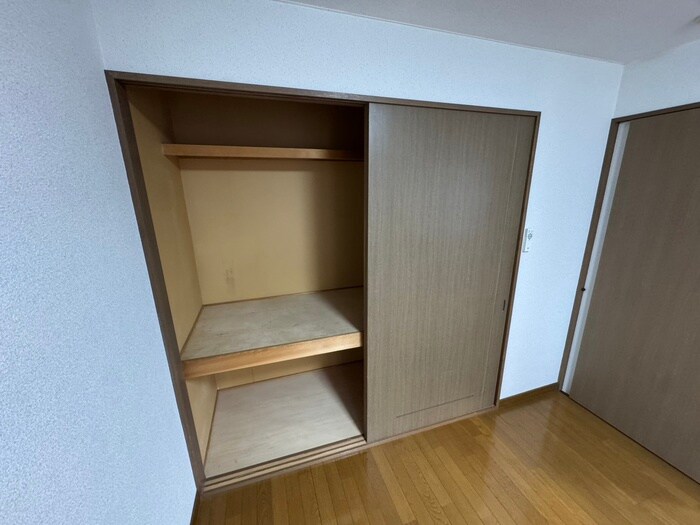 物件内観写真14　(収納)