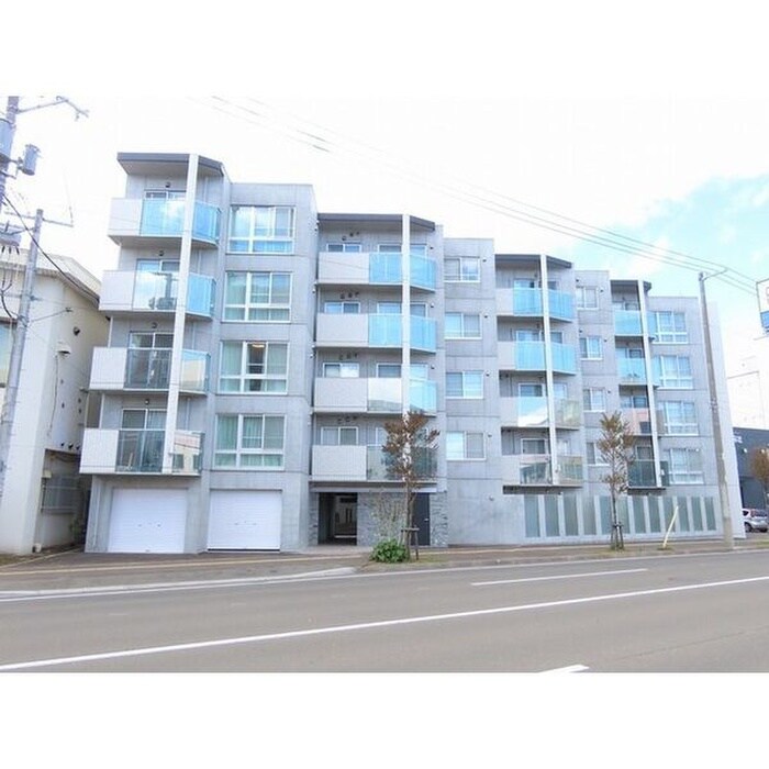 物件外観写真1　(外観写真)