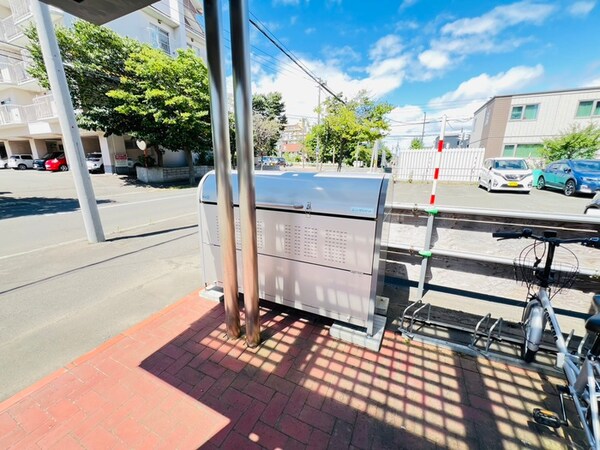 バイク置き場