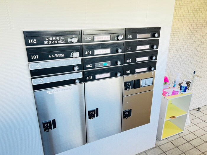 物件外観写真6　(建物設備)