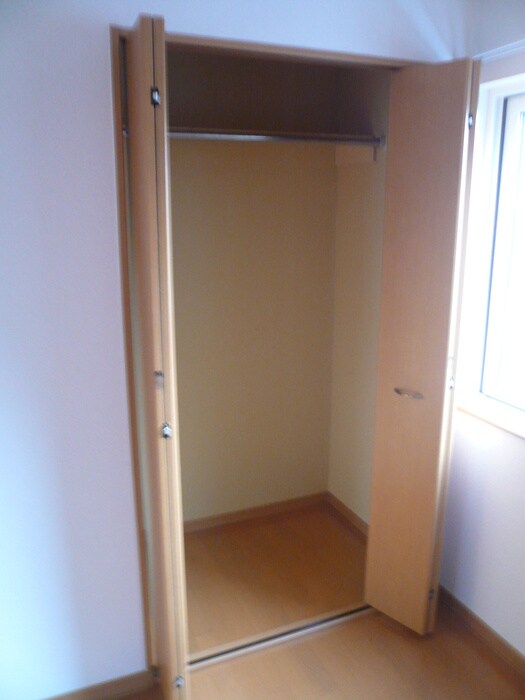 物件内観写真10　(収納)