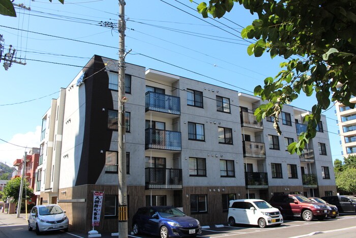 物件外観写真1　(外観写真)