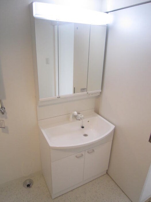 物件内観写真10　(洗面)