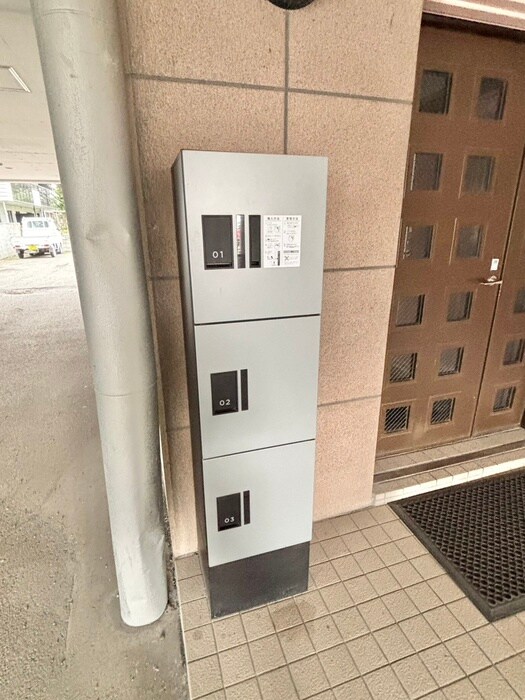 物件外観写真4　(建物設備)