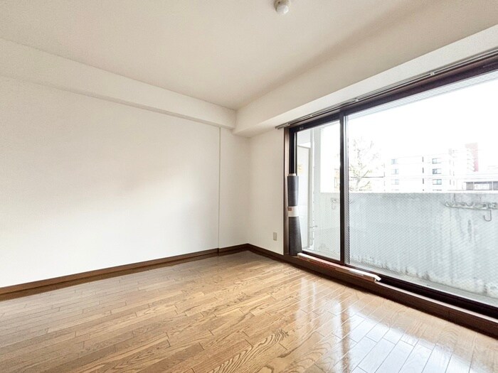 物件内観写真12　(居室)