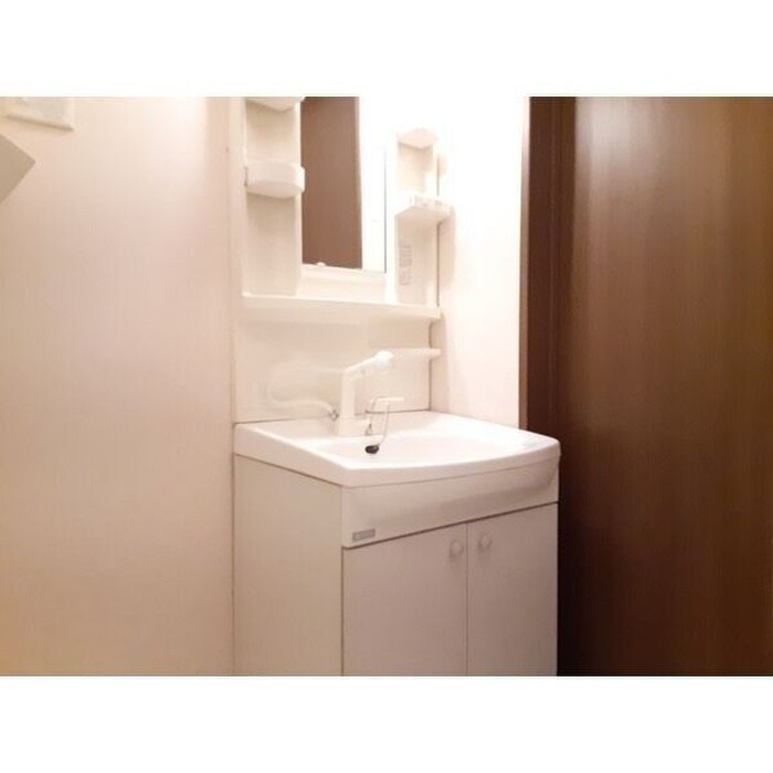 物件内観写真5　(洗面)