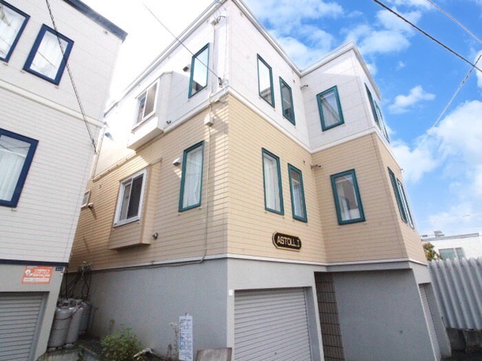 物件外観写真1　(外観写真)