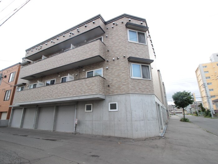 物件外観写真5　(外観写真)