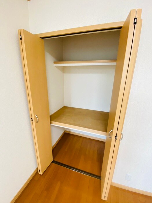 物件内観写真15　(収納)