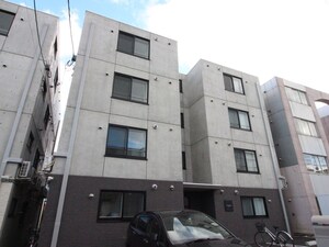 Crea Maison南平岸East外観写真