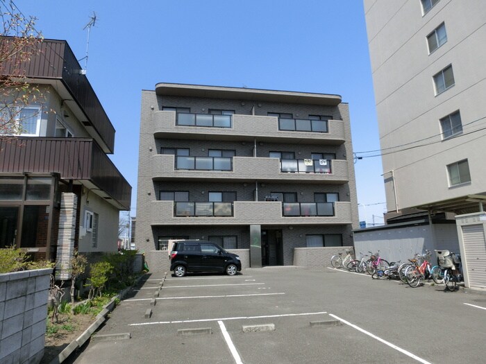 物件外観写真2　(外観写真)