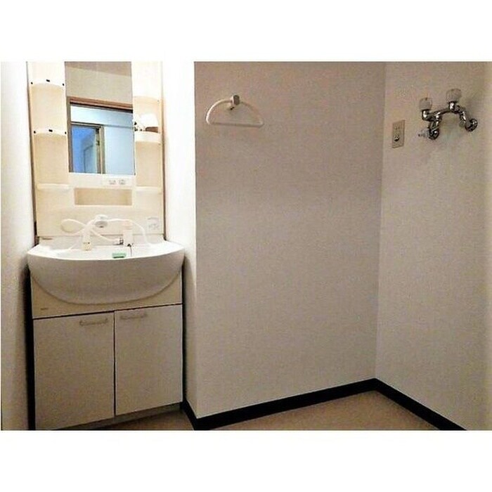 物件内観写真7　(洗面)