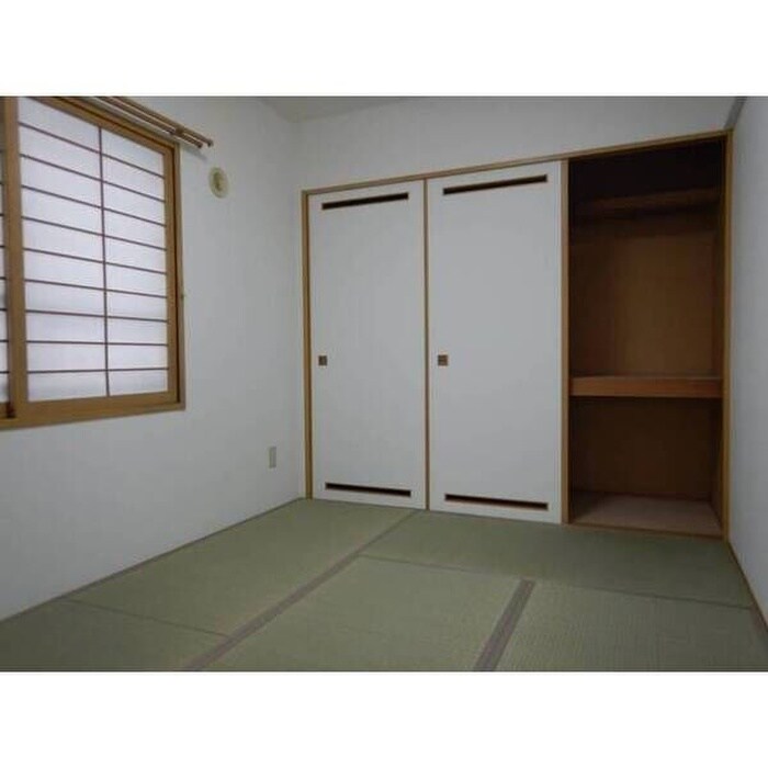 物件内観写真10　(居室)