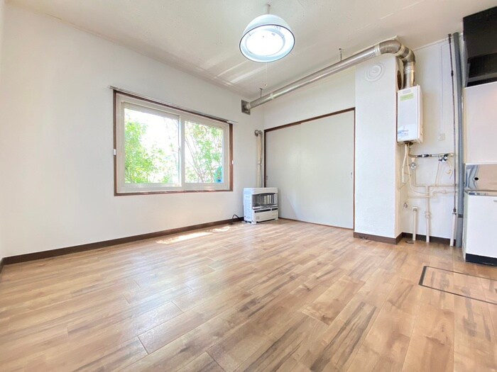 物件内観写真8　(居室)