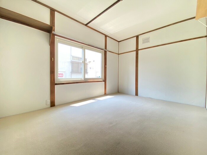 物件内観写真10　(居室)