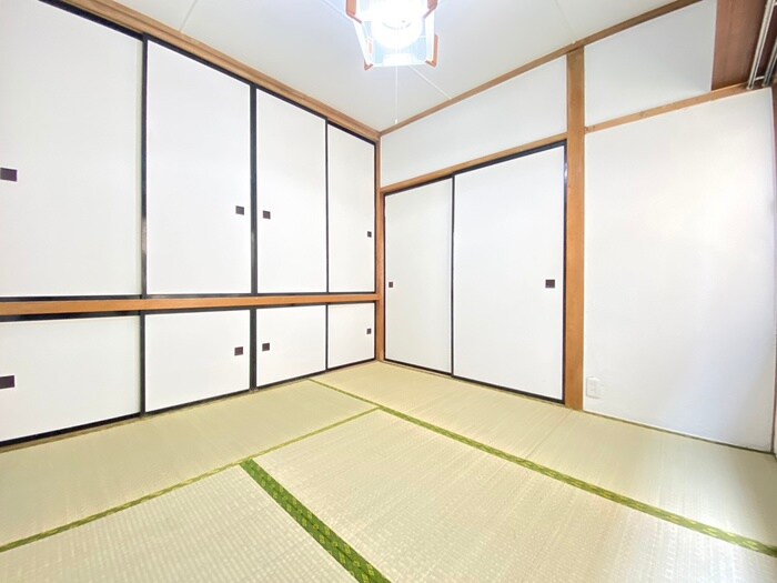 物件内観写真11　(居室)