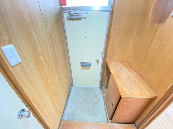 物件内観写真15　(玄関)