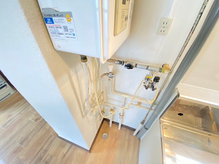 物件内観写真16　(洗濯機置場)