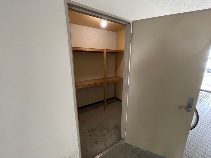 物件外観写真6　(建物設備)