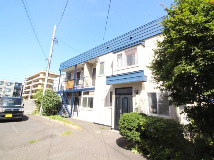 物件外観写真1　(外観写真)