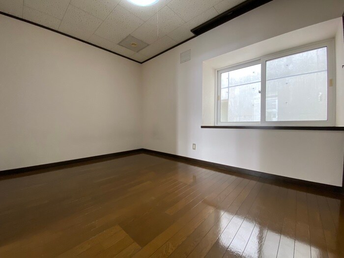 物件内観写真6　(居室)