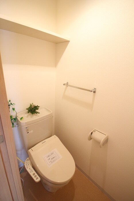 物件内観写真17　(トイレ)