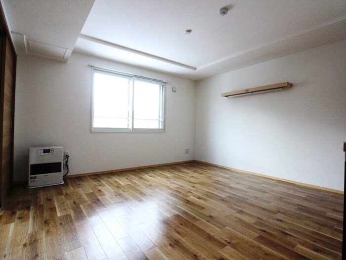 物件内観写真18　(居室)