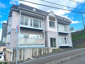 オブザコート１－８　Ｃ棟外観写真