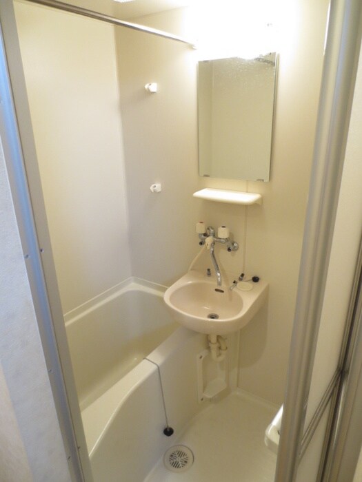 物件内観写真12　(バス／シャワールーム等)