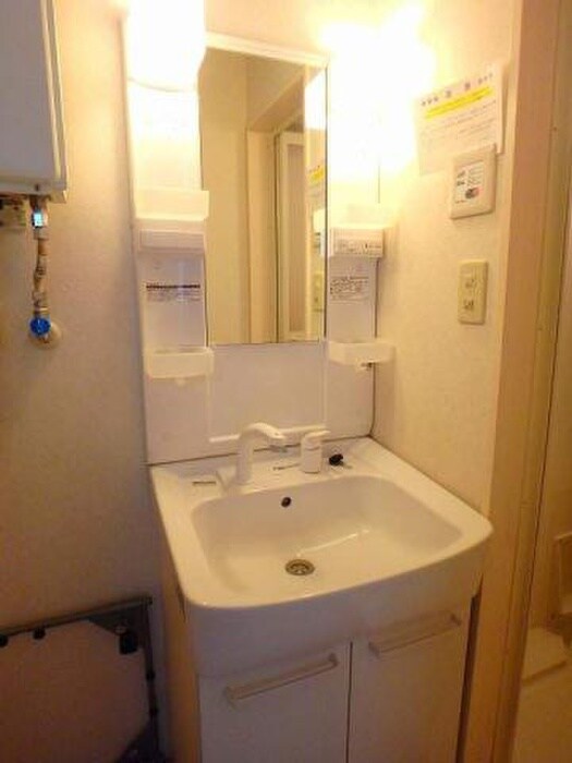 物件内観写真8　(洗面)